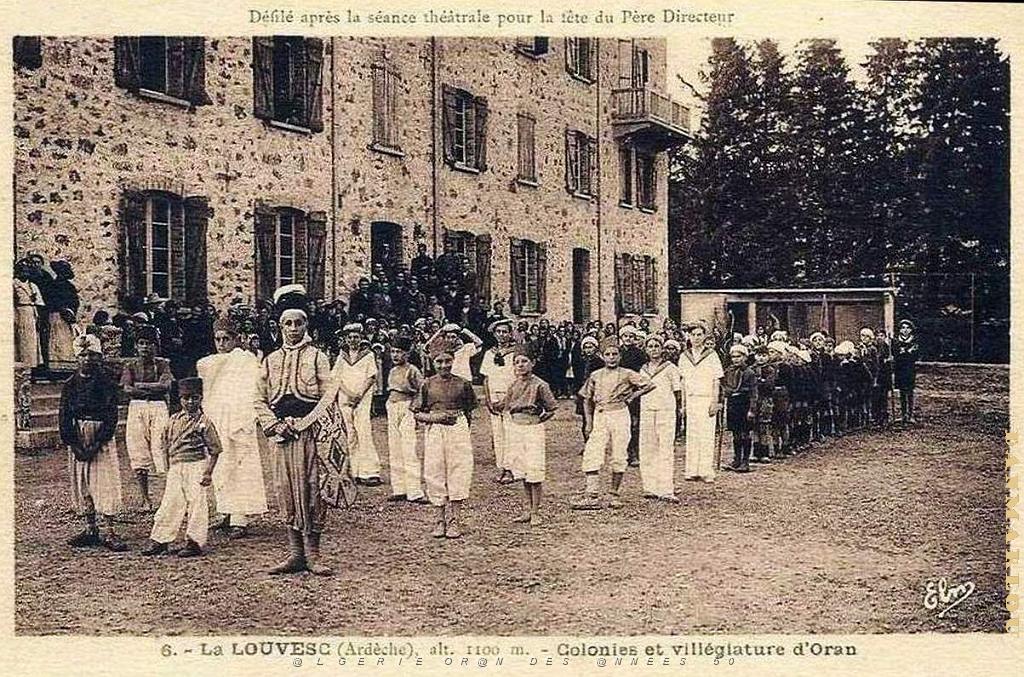 COLO LALOUVESC ARDECHE DES DAMES AFRICAINES (9).JPG